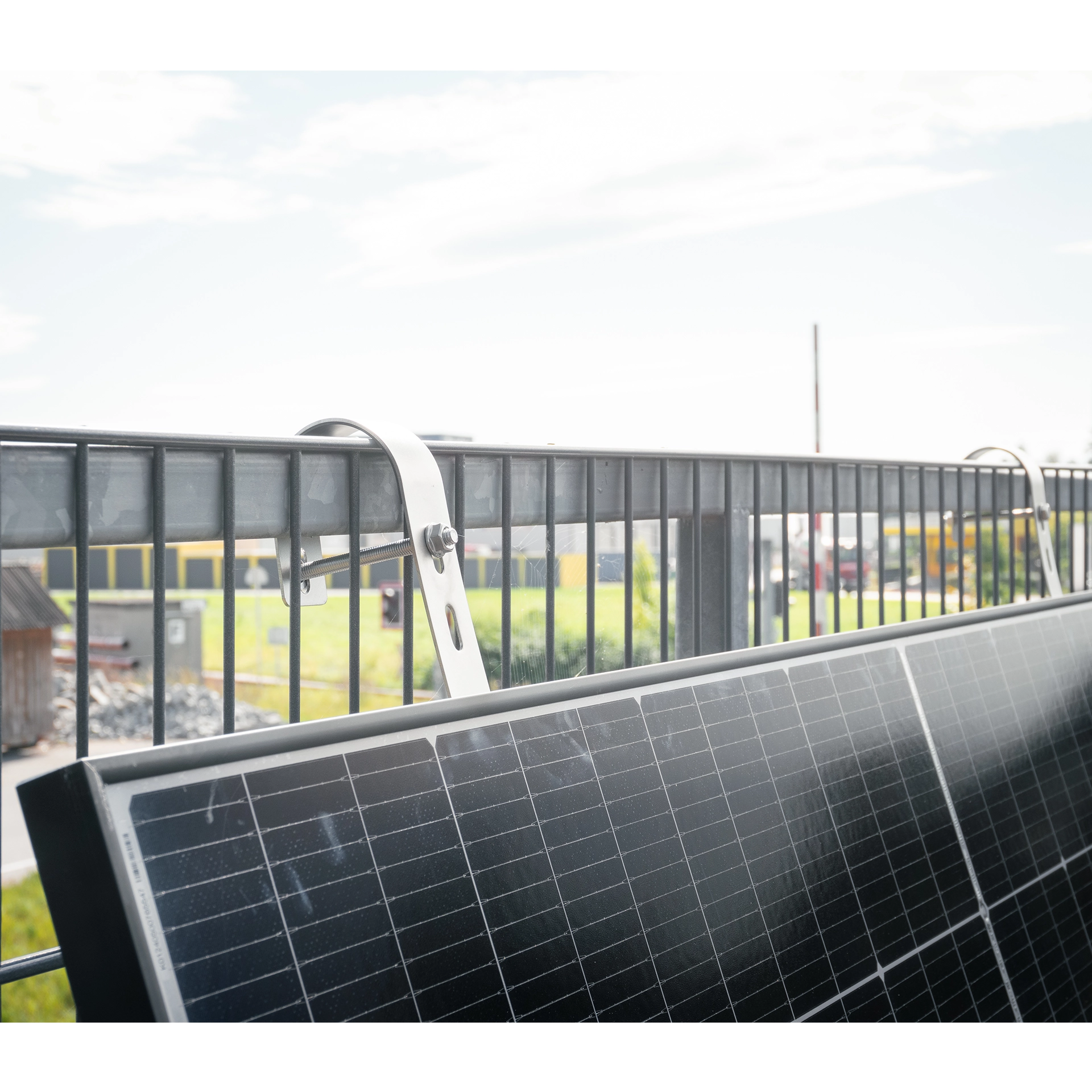 Balkon PV Montageset neigbar Balkon PV Montageset neigbar